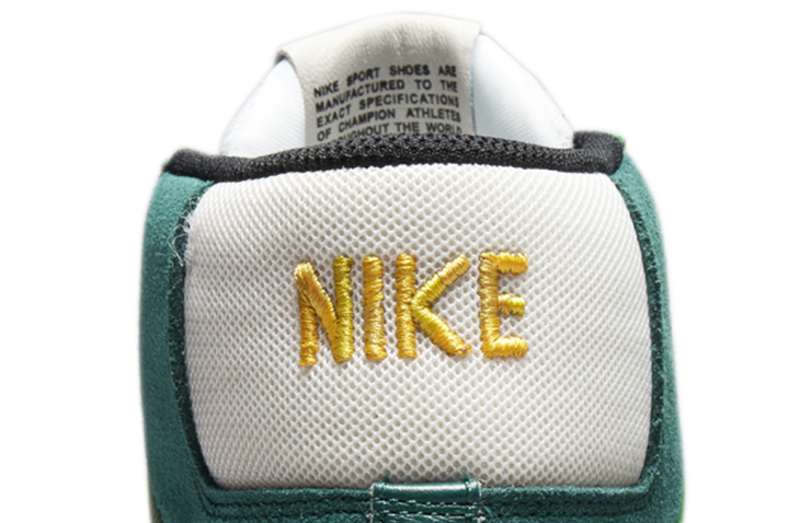 Nike SB Zoom Blazer Mid Premium heel collar