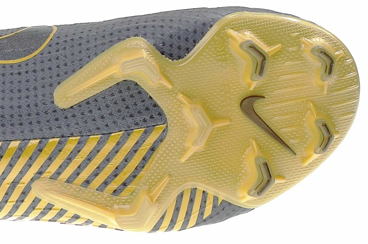 Nike Vapor 12 Elite Firm Ground outsole