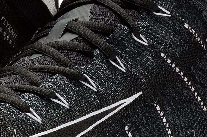 Nike Vapor Untouchable 3 Elite closeup laces