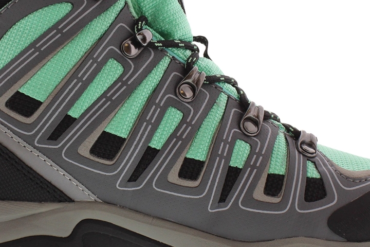Pacific Mountain Ascend waterproof and supportive