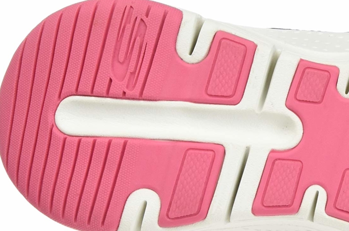 Skechers Arch Fit - Comfy Wave outsole