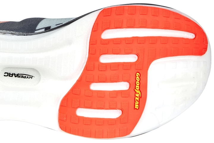 Skechers GOrun Speed Freek 