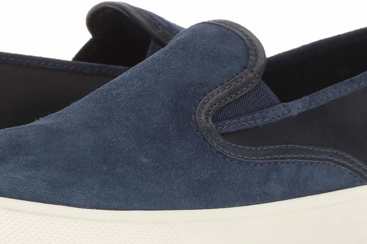 sperry captain slip on