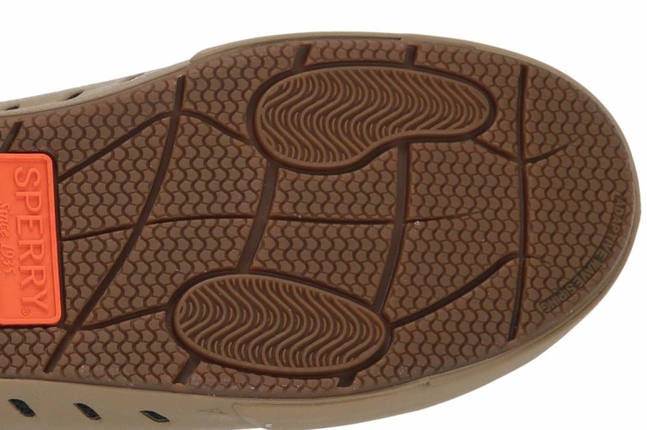 sperry maritime slip on