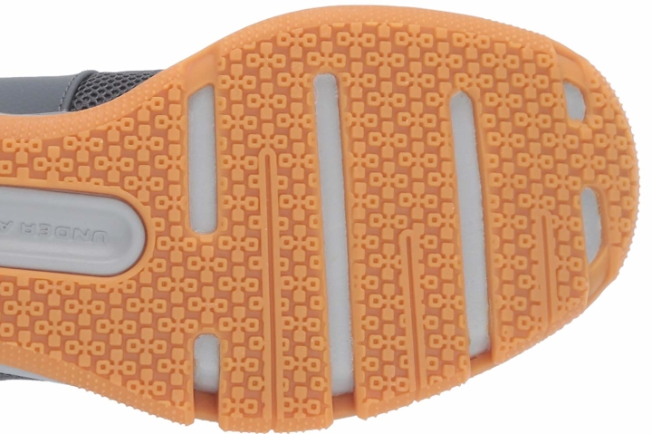 Under Armour Charged Ultimate 3.0 Outsole1