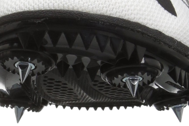 Under Armour Kick Distance superior traction