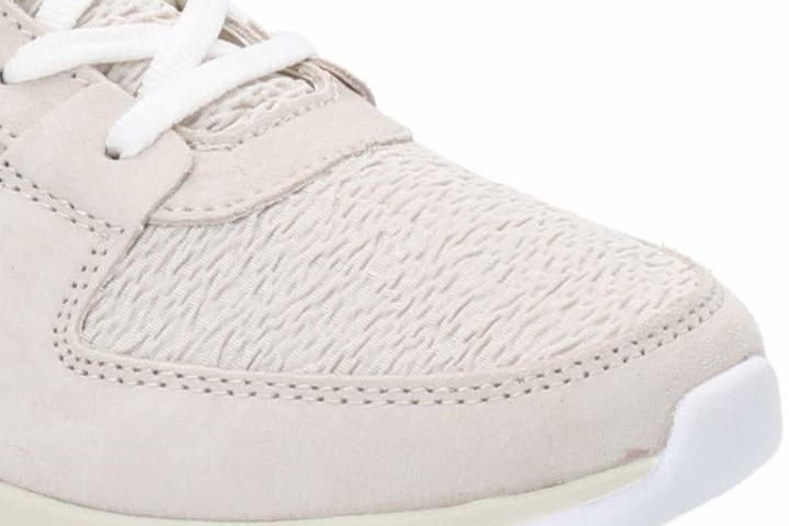 vionic remi trainers