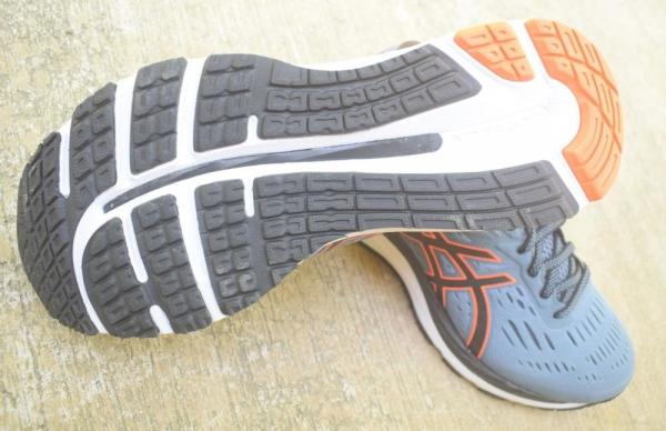 asics gel cumulus 20 runrepeat