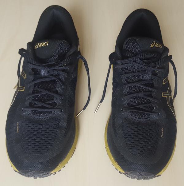 asics metarun gold