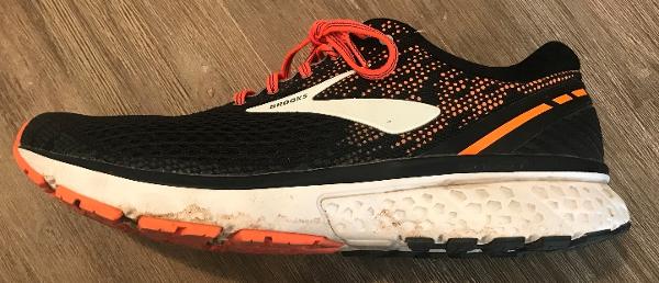 brooks ghost 11 running warehouse