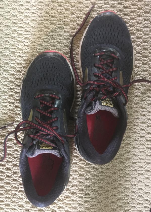 brooks adrenaline gts 18 wide fit