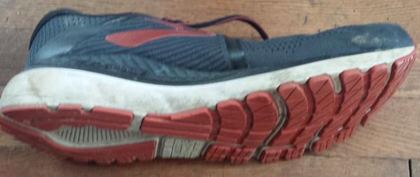 brooks adrenaline gts 20 runrepeat