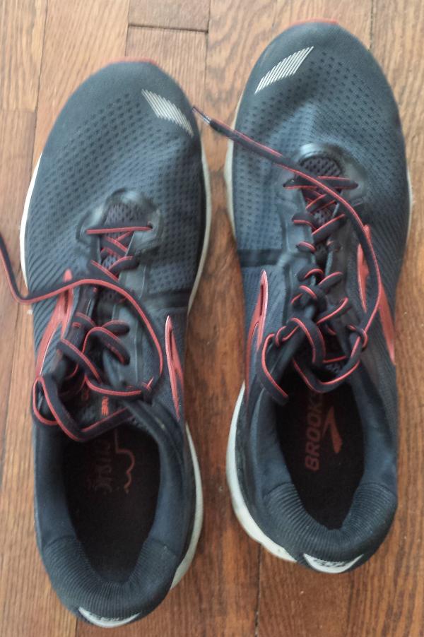 brooks adrenaline gts 20 runrepeat