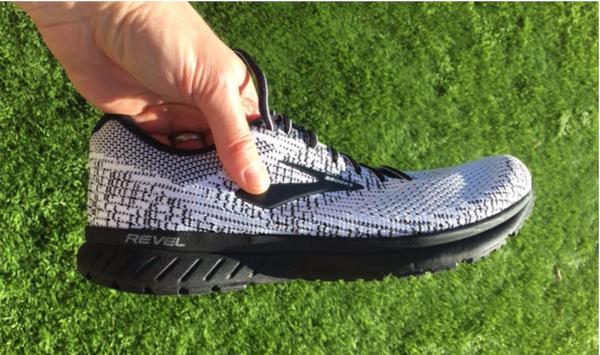 brooks revel 2 metallic
