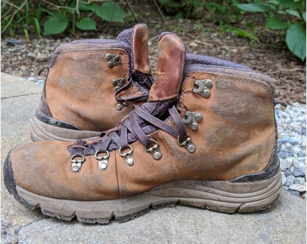 danner mountain 600 rich brown