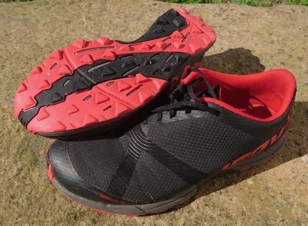 Review of Inov-8 Terraclaw 220 