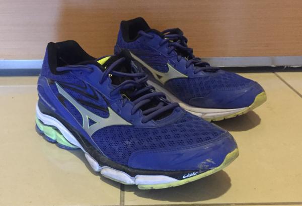 mizuno wave inspire 10 vs 12