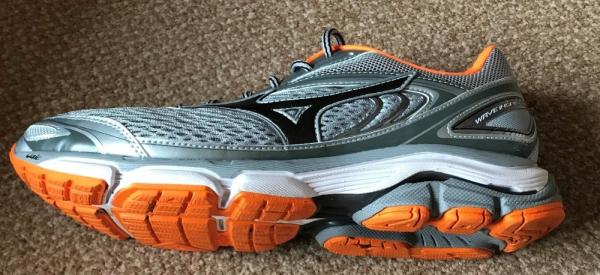 mizuno inspire 13 review