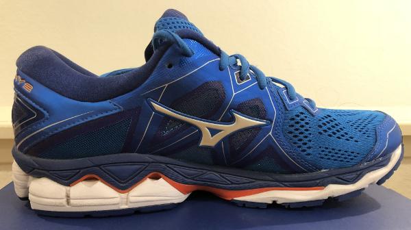 mizuno wave sky 2 orange