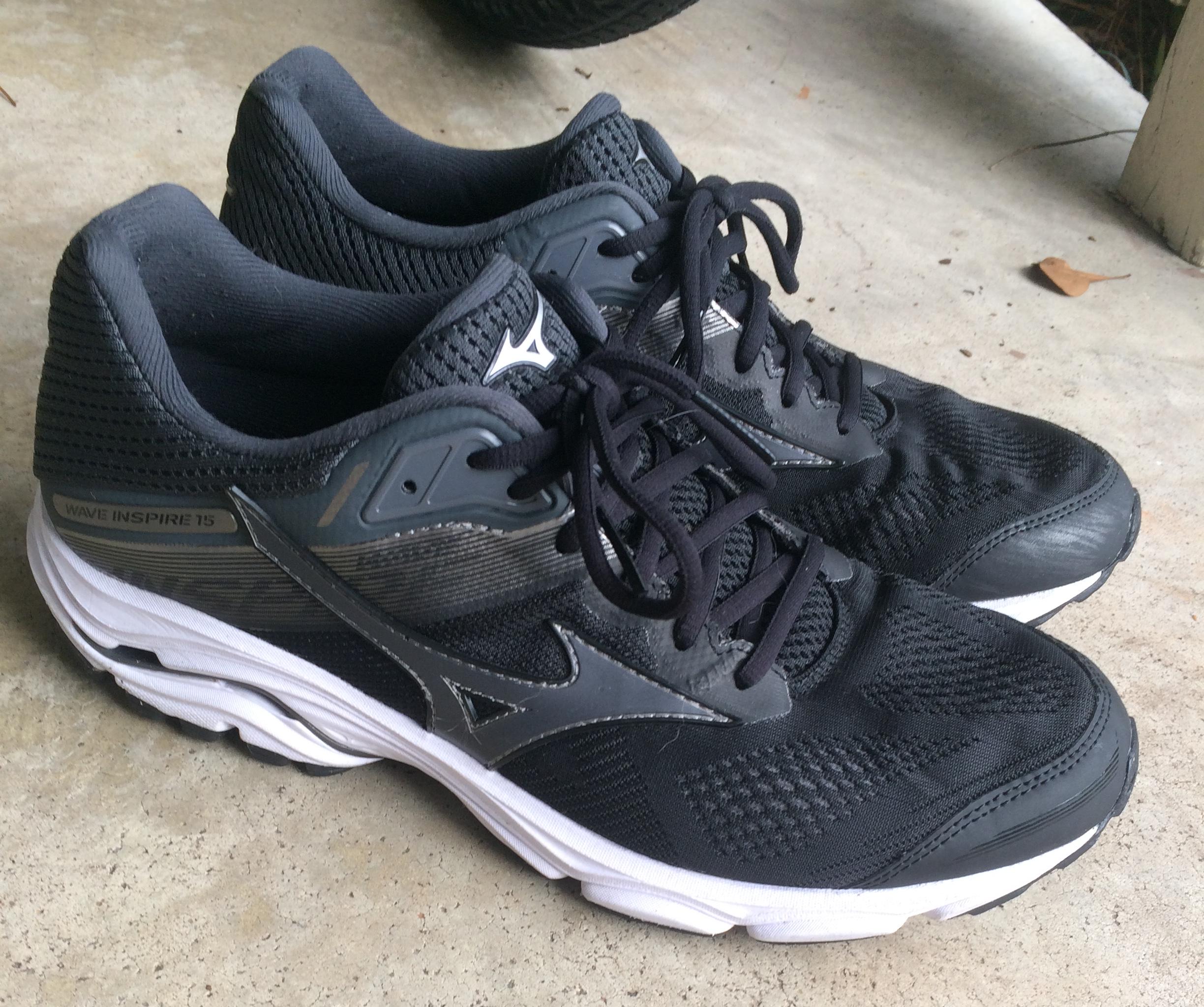 mizuno shoes arch support