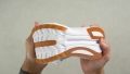 Saucony-Endorphin-Shift-3-flexibility