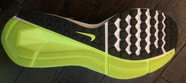 Nike Air Zoom Winflo 4 - Deals, Facts, Reviews (2021) | RunRepeat