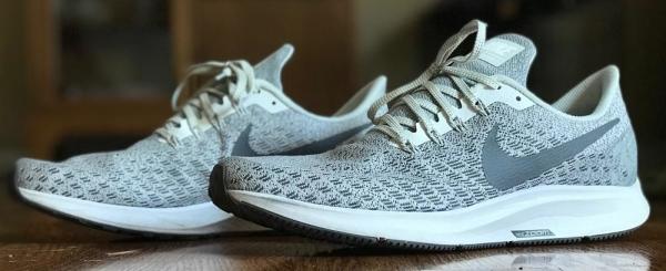 nike air zoom pegasus 35 barely grey