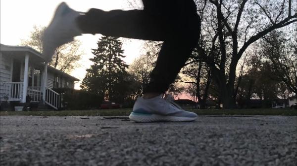 nike epic react flyknit 2 on feet