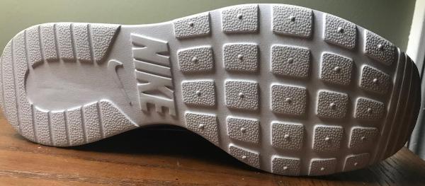 Sandals Weave downstairs 10+ colors of Nike Tanjun (2022 review) | RunRepeat
