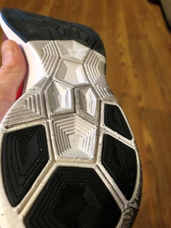 store that sell crocs