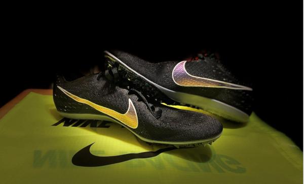 nike zoom victory 3 track spikes