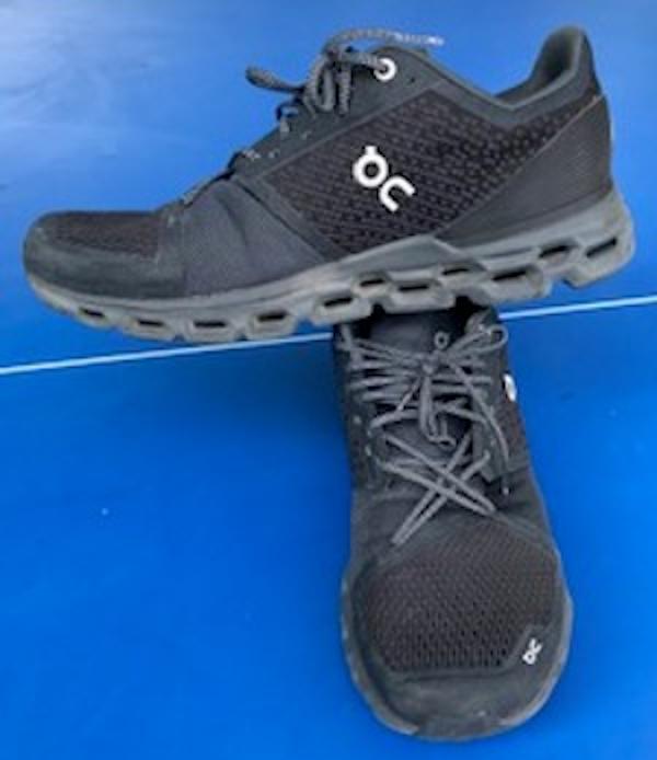 cloudstratus black