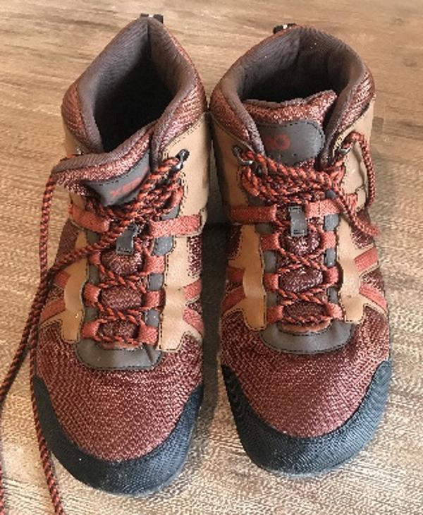 xero hiking boots