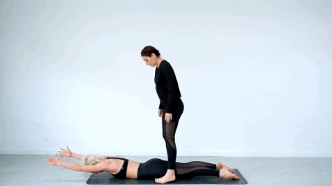 33 Couples Yoga Poses To Take Your Relationship To The Next Level Runrepeat
