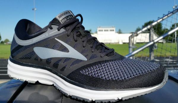 brooks revel men's