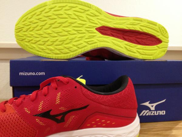 mizuno wave sonic 218